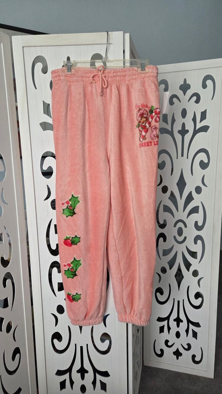 Strawberry Shortcake Holiday Plush Pajama Pants Pink Christmas Sweet List L NWT